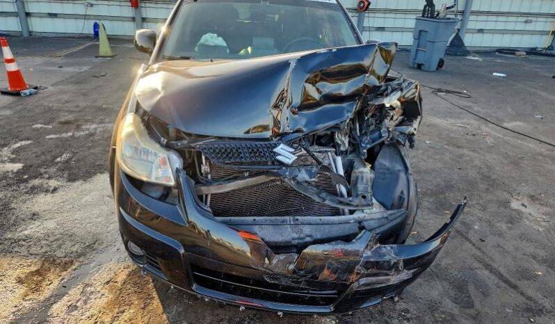 
								2011 Suzuki Sx4 full									