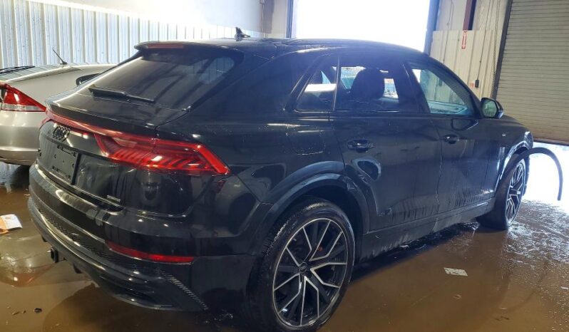 
								2023 Audi Q8 full									