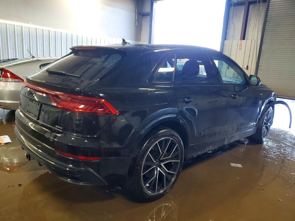 2023 Audi Q8