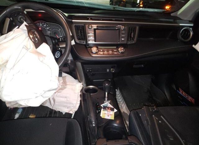 
								2015 Toyota Rav4 full									