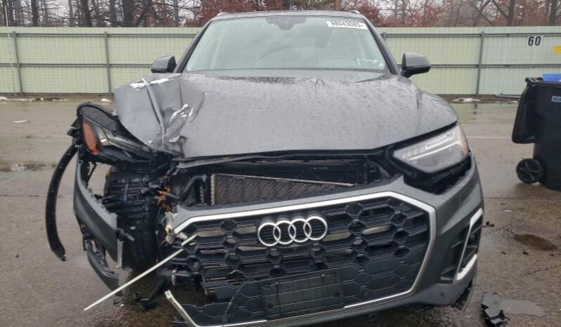 
								2022 Audi Q5 full									