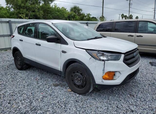 
								2018 Ford Escape s full									