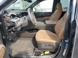 
										2022 Cadillac Escalade full									