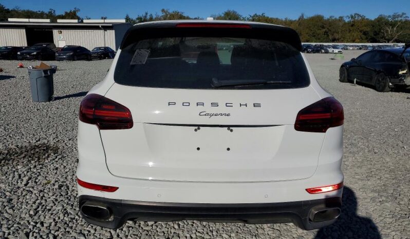 
								2016 Porsche Cayenne full									