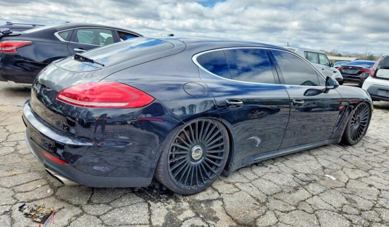 
								2016 Porsche Panamera full									
