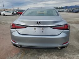 
										2022 Lexus Es 350 full									