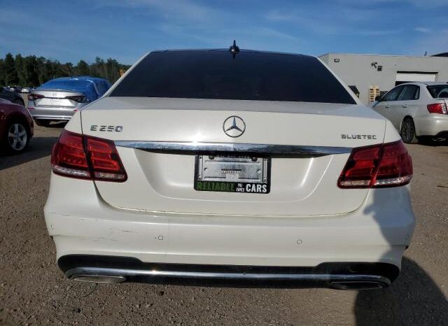 
								2015 Mercedes-benz E 250 blue full									