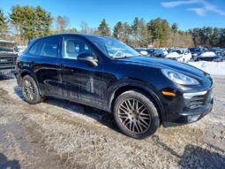 
										2017 Porsche Cayenne full									