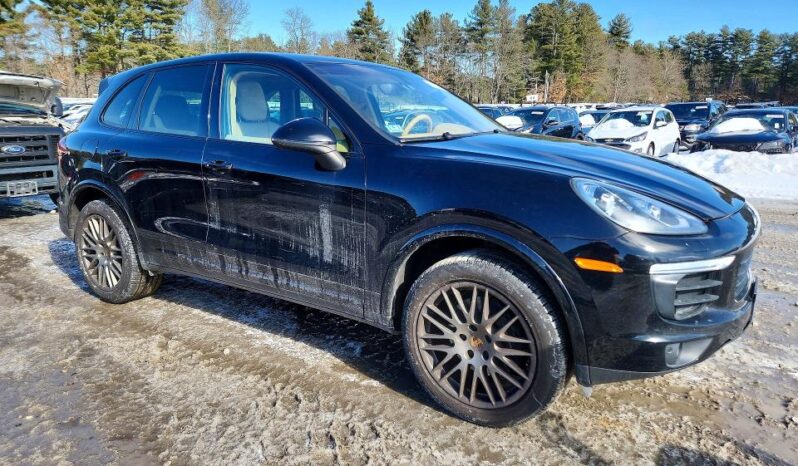 
								2017 Porsche Cayenne full									