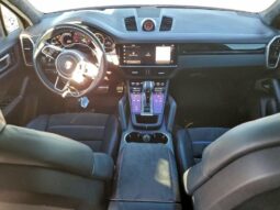 
										2023 Porsche Cayenne full									