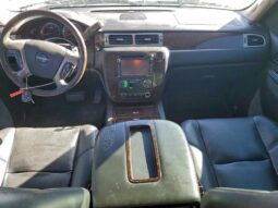 
										2013 Gmc Yukon full									