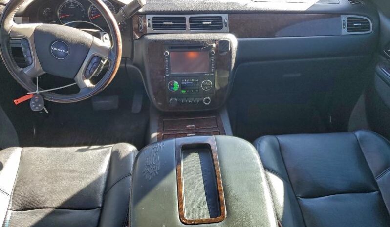
								2013 Gmc Yukon full									