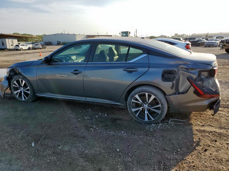 2019 Nissan Altima sr