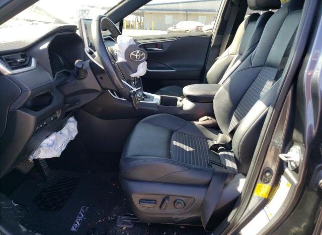 
								2022 Toyota Rav4 full									