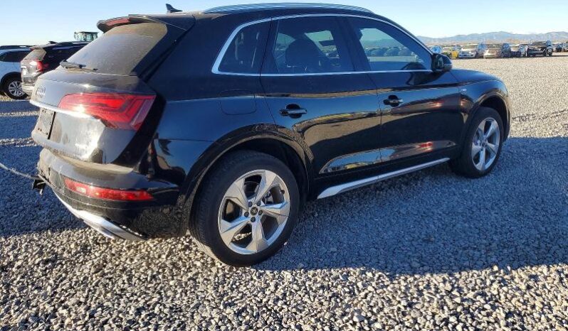 
								2022 Audi Q5 full									