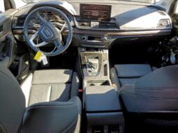 
										2025 Audi Q5 full									