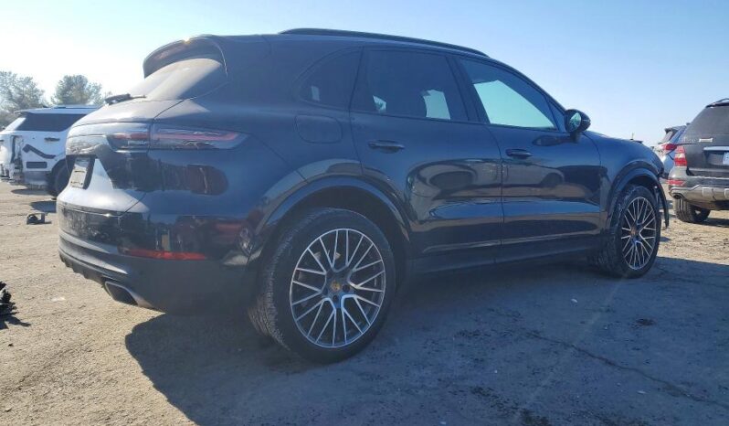 
								2021 Porsche Cayenne full									