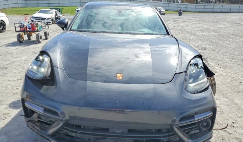 
								2018 Porsche Panamera full									