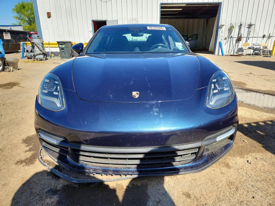 2017 Porsche Panamera