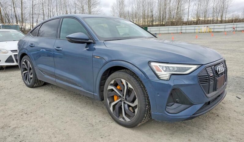 
								2022 Audi E-tron full									