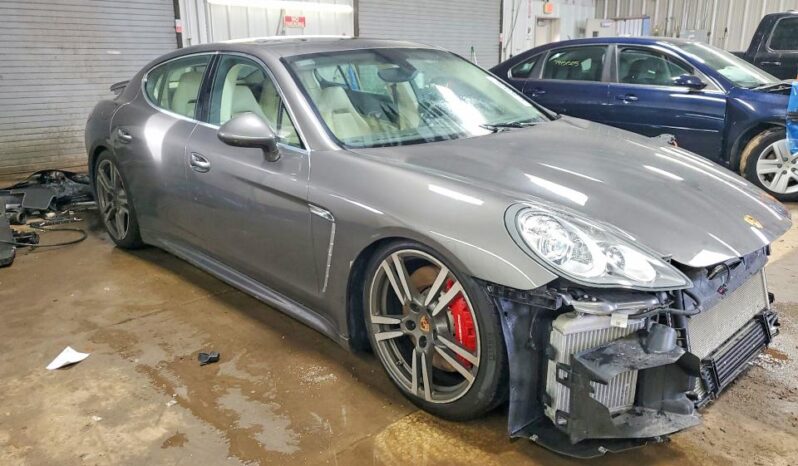 
								2013 Porsche Panamera full									