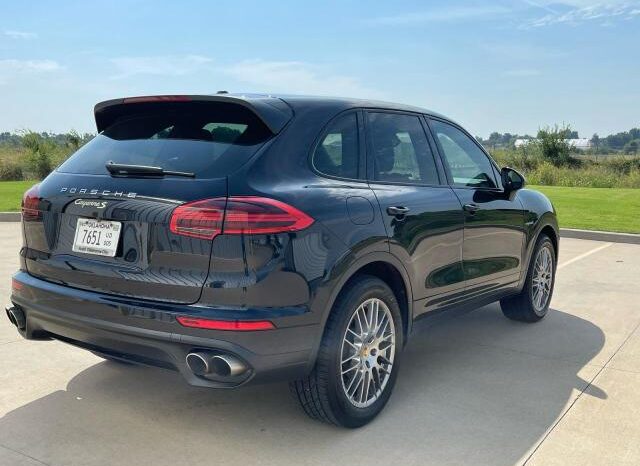 
								2016 Porsche Cayenne full									