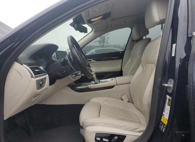 
								2019 BMW 750 xi full									