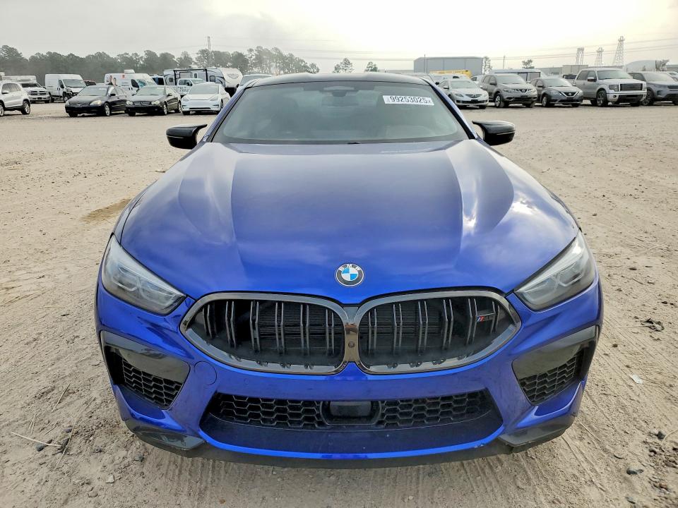 2024 BMW M8