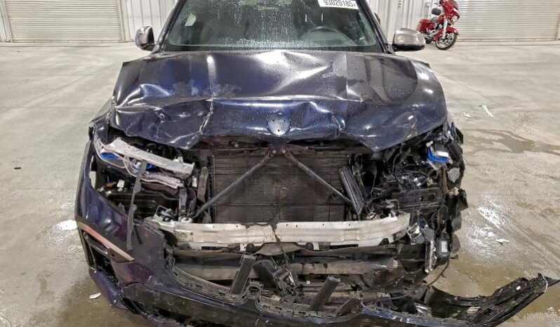 
								2022 BMW X7 full									