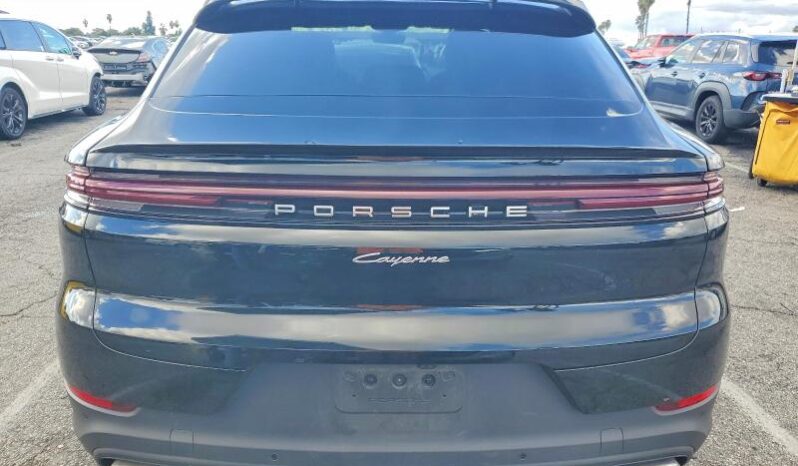 
								2024 Porsche Cayenne full									
