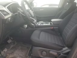 
										2021 Ford Edge se full									