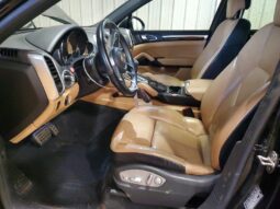 
										2017 Porsche Cayenne full									