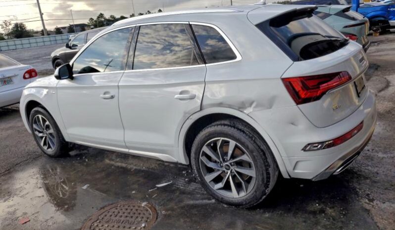 
								2023 Audi Q5 full									