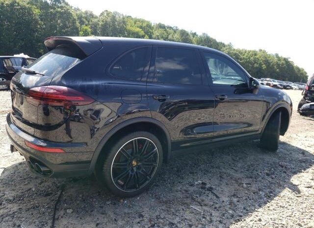 
								2017 Porsche Cayenne full									