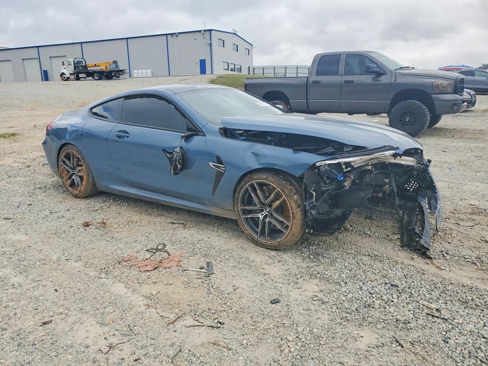 2020 BMW M8