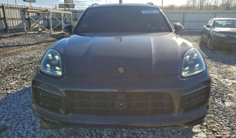 
								2023 Porsche Cayenne full									