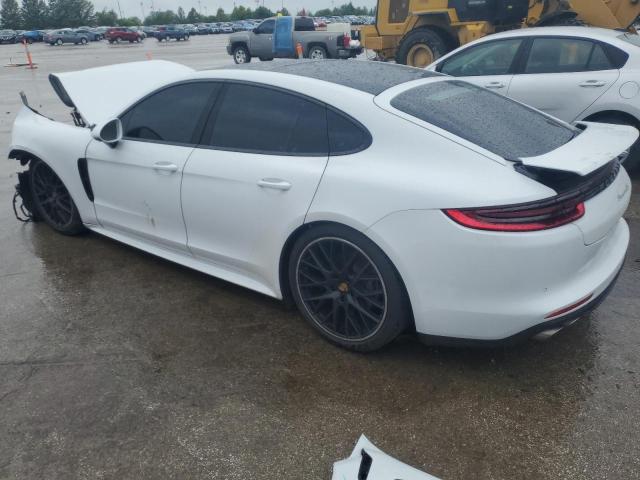2017 Porsche Panamera