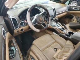 
										2017 Porsche Cayenne full									