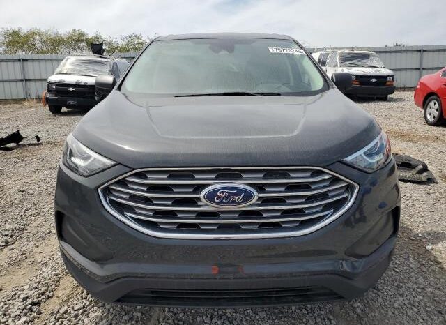 
								2021 Ford Edge se full									