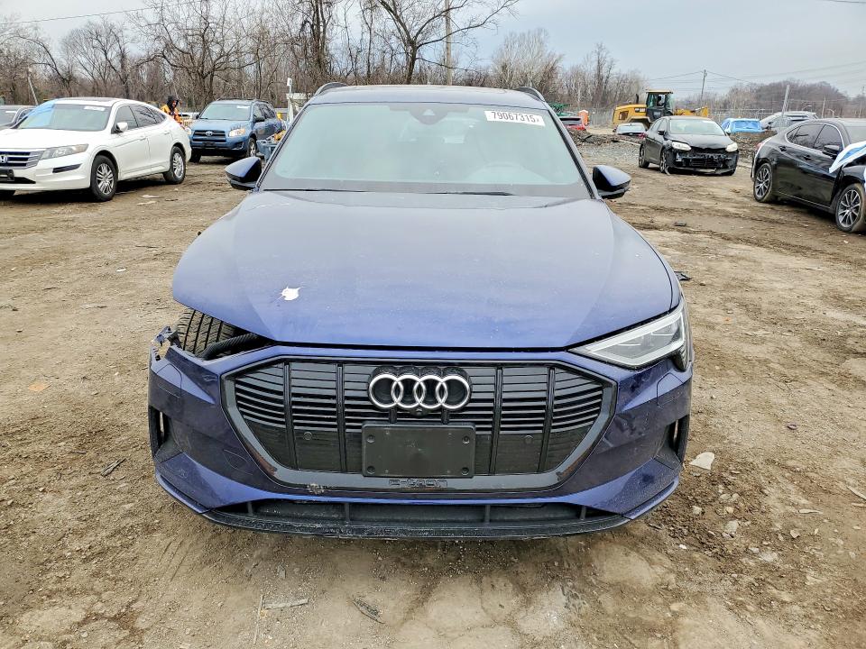 2022 Audi E-tron