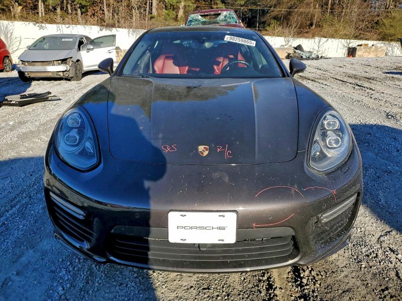 2014 Porsche Panamera