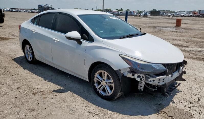 
								2018 Chevrolet Cruze full									