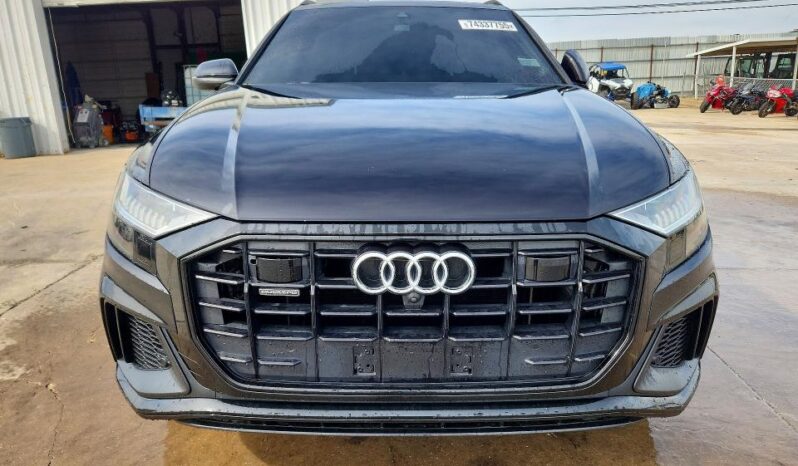 
								2019 Audi Q8 full									