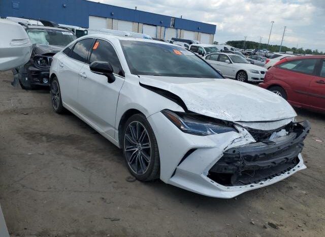 
								2020 Toyota Avalon full									