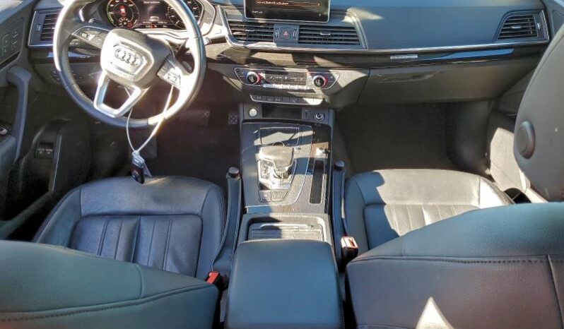 
								2020 Audi Q5 full									