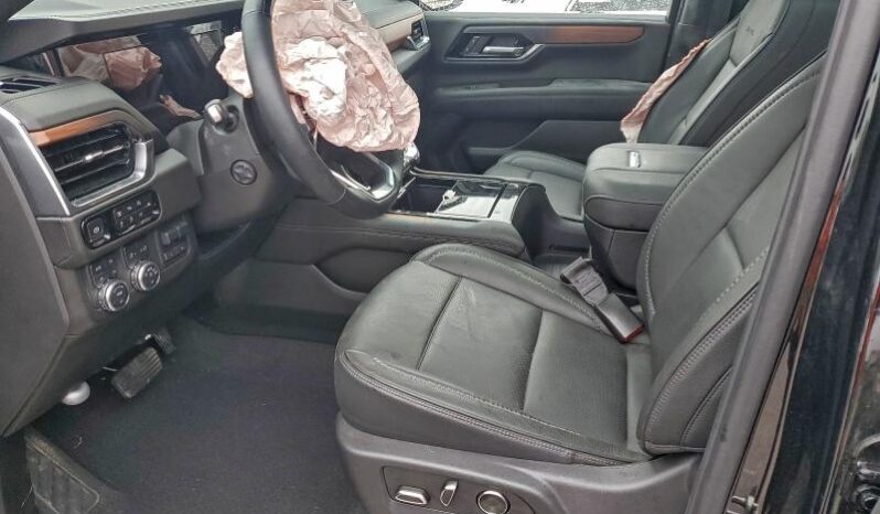 
								2025 Gmc Yukon full									