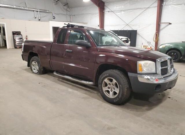 
								2005 Dodge Dakota full									