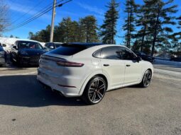 
										2022 Porsche Cayenne full									