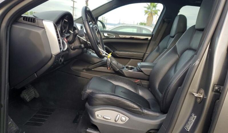 
								2016 Porsche Cayenne full									