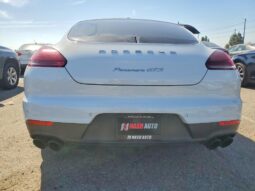 
										2016 Porsche Panamera full									